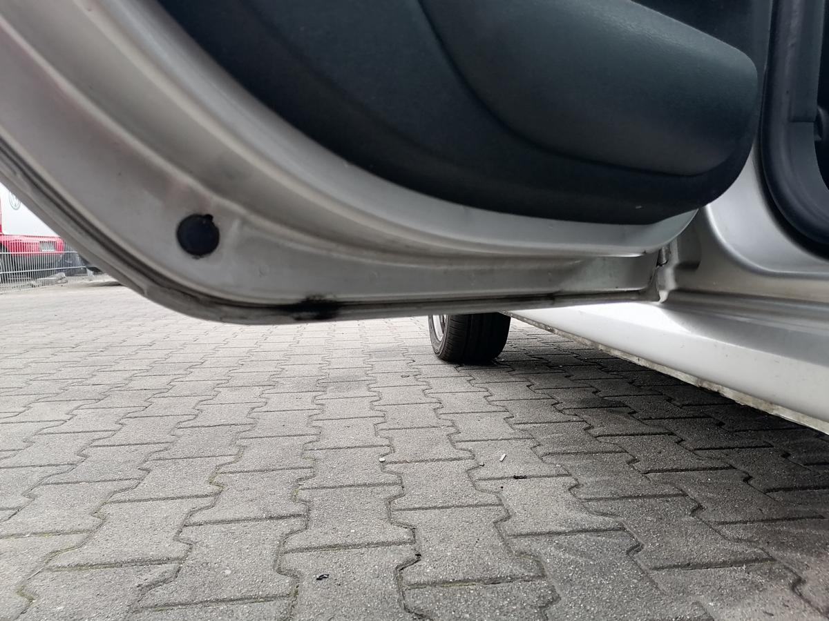 Skoda Fabia 6Y original T&uuml;r hinten links Diamantsilber 9102 Flie&szlig;heck Bj.2006